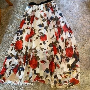 NWT Floral Maxi skirt